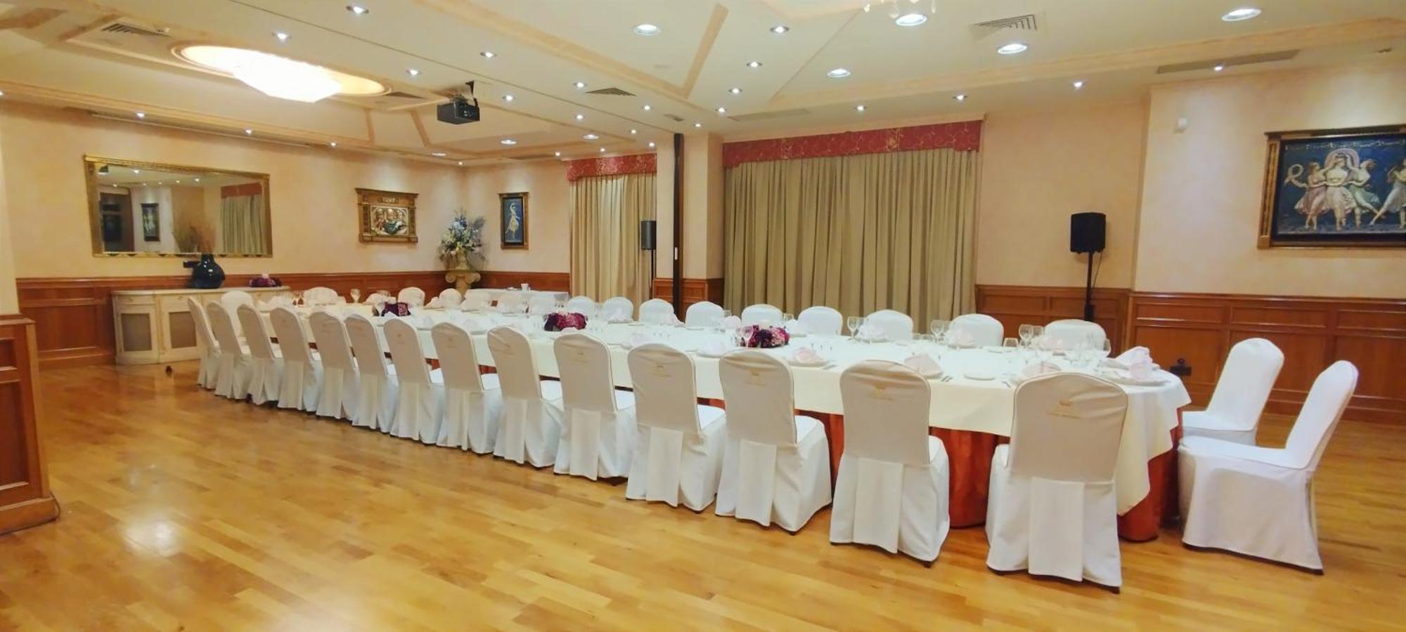 Hotel Conde Ansurez By Almia 4*